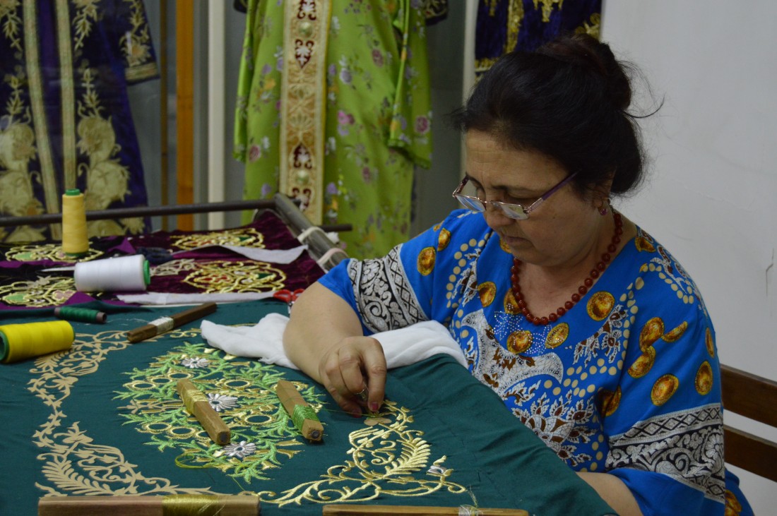 Bukhara: Gold Embroidery (Zarduzi) Workshop - 5