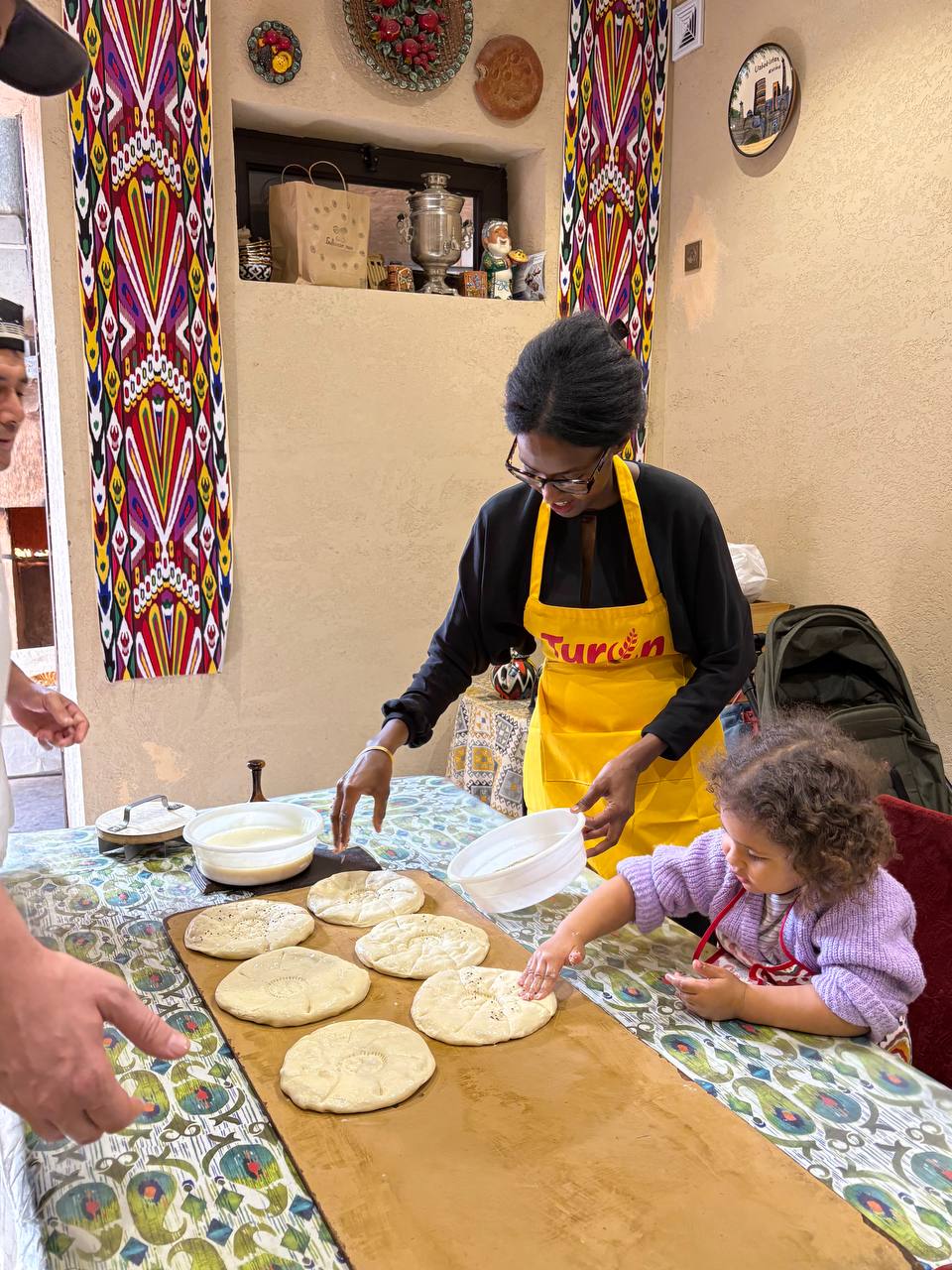 Tashkent: Bake Uzbek Bread + Chorsu Bazaar - 5