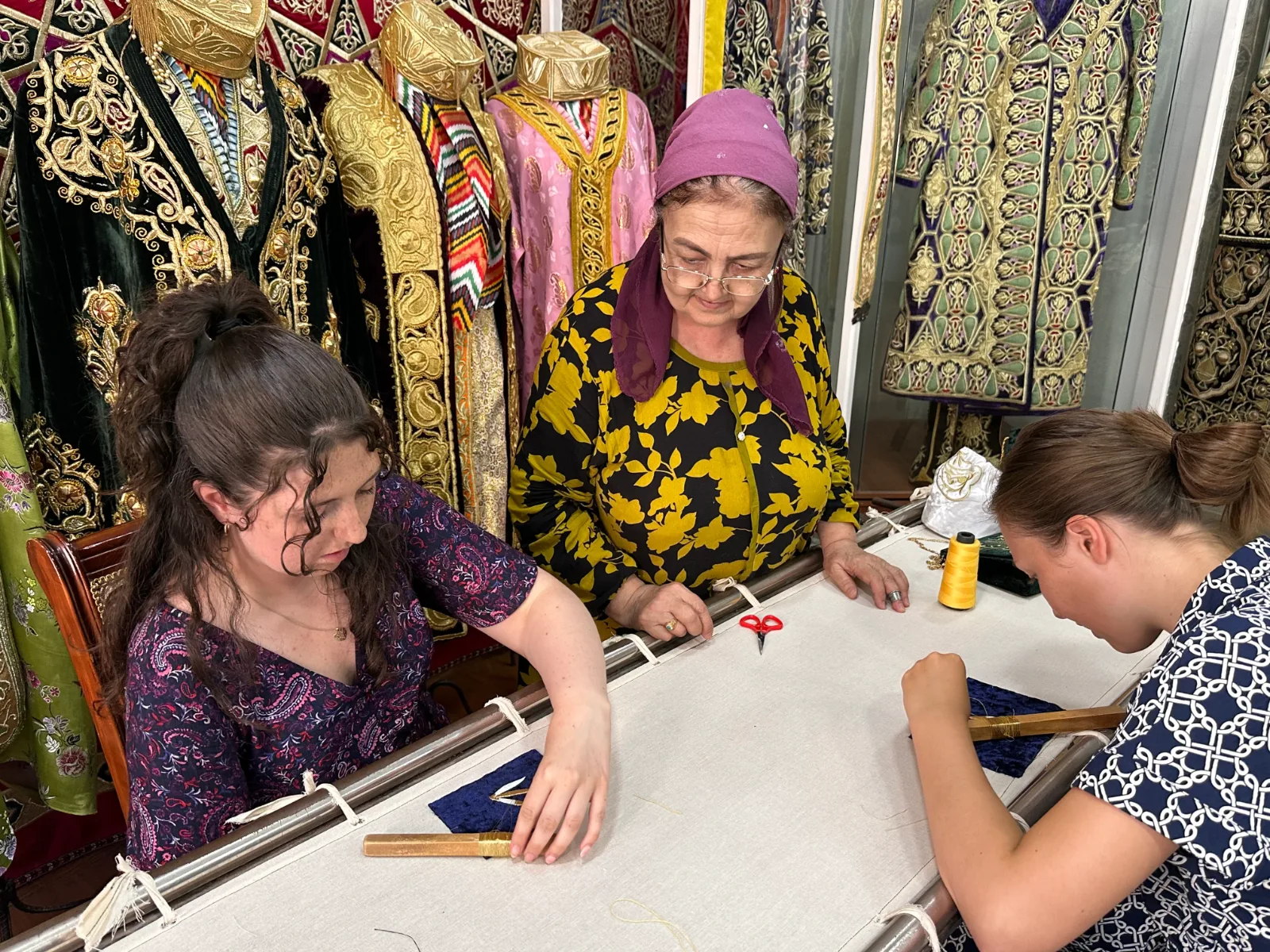 Bukhara: Gold Zardozlik Embroidery Workshop and Exploration