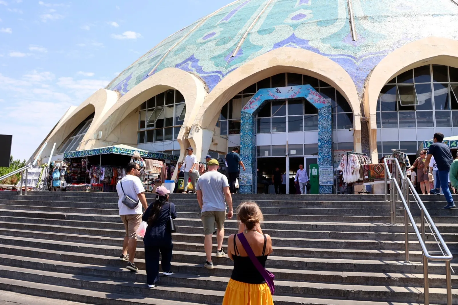 Tashkent: 4-Hour Food Tour & Metro Journey with a Local Guide