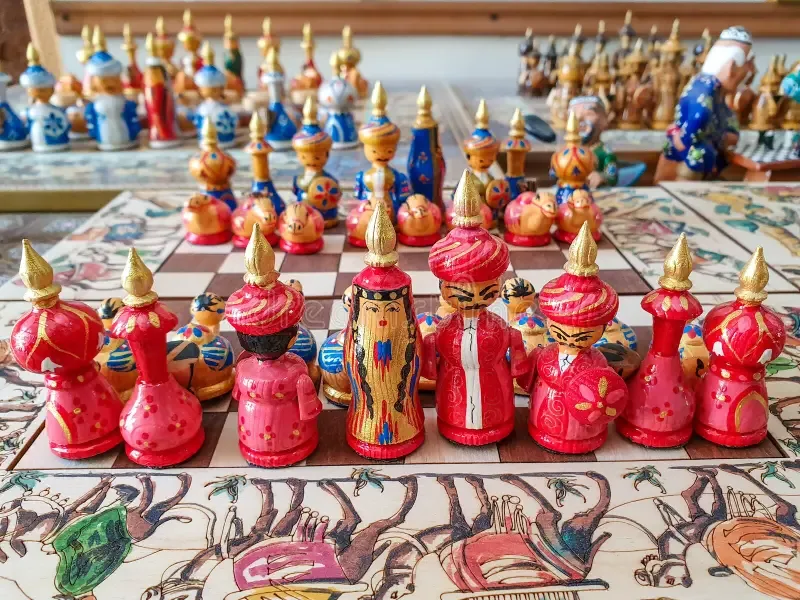 Samarkand: Paint Your Own Traditional Uzbek Folk Figurine - Image 4