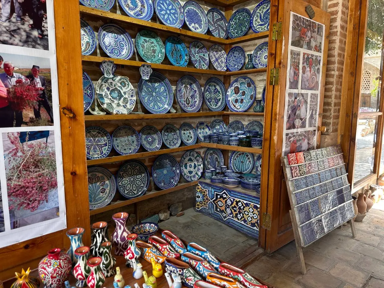 Bukhara: Old City Walk & Uzbek Ceramics Painting Workshop - Image 5